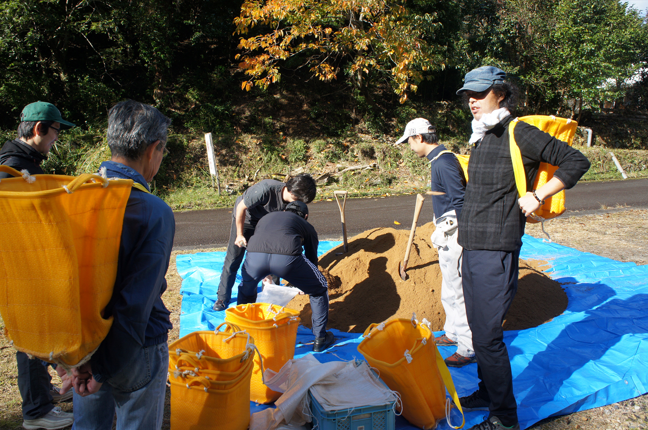 熊野古道修繕作業